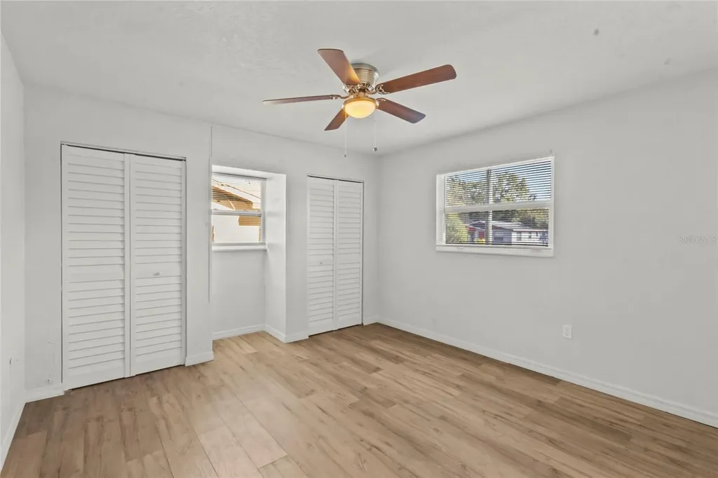4848 Camphor Avenue Sarasota FL 34231