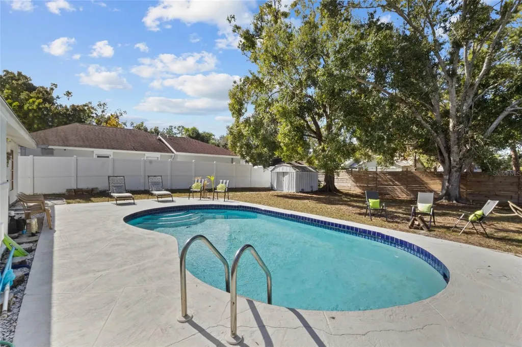 4848 Camphor Avenue Sarasota FL 34231