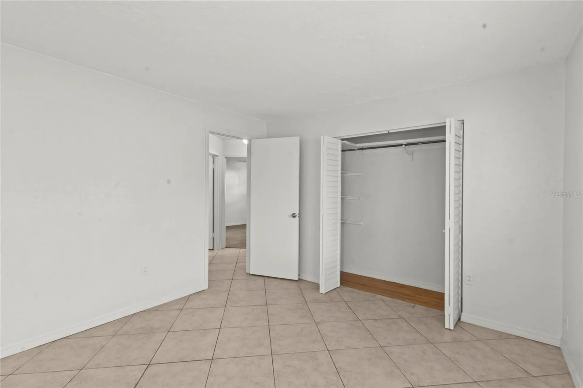 4848 Camphor Avenue Sarasota FL 34231