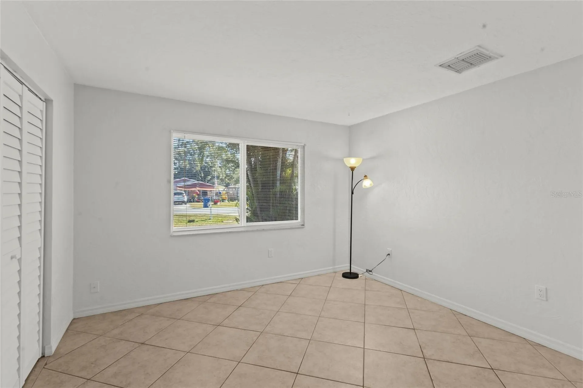 4848 Camphor Avenue Sarasota FL 34231