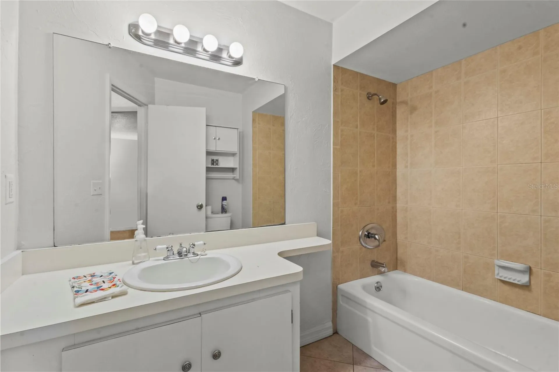 4848 Camphor Avenue Sarasota FL 34231
