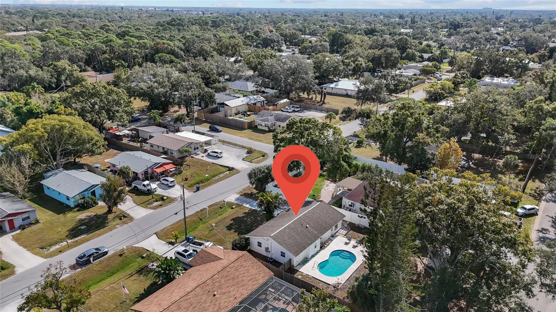 4848 Camphor Avenue Sarasota FL 34231