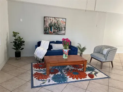 4848 Camphor Avenue Sarasota FL 34231