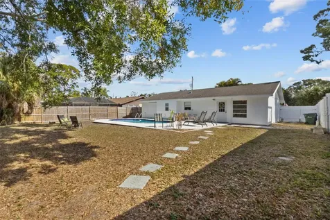 4848 Camphor Avenue Sarasota FL 34231