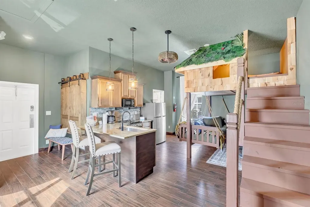 1427 Fairview Circle Reunion FL 34747