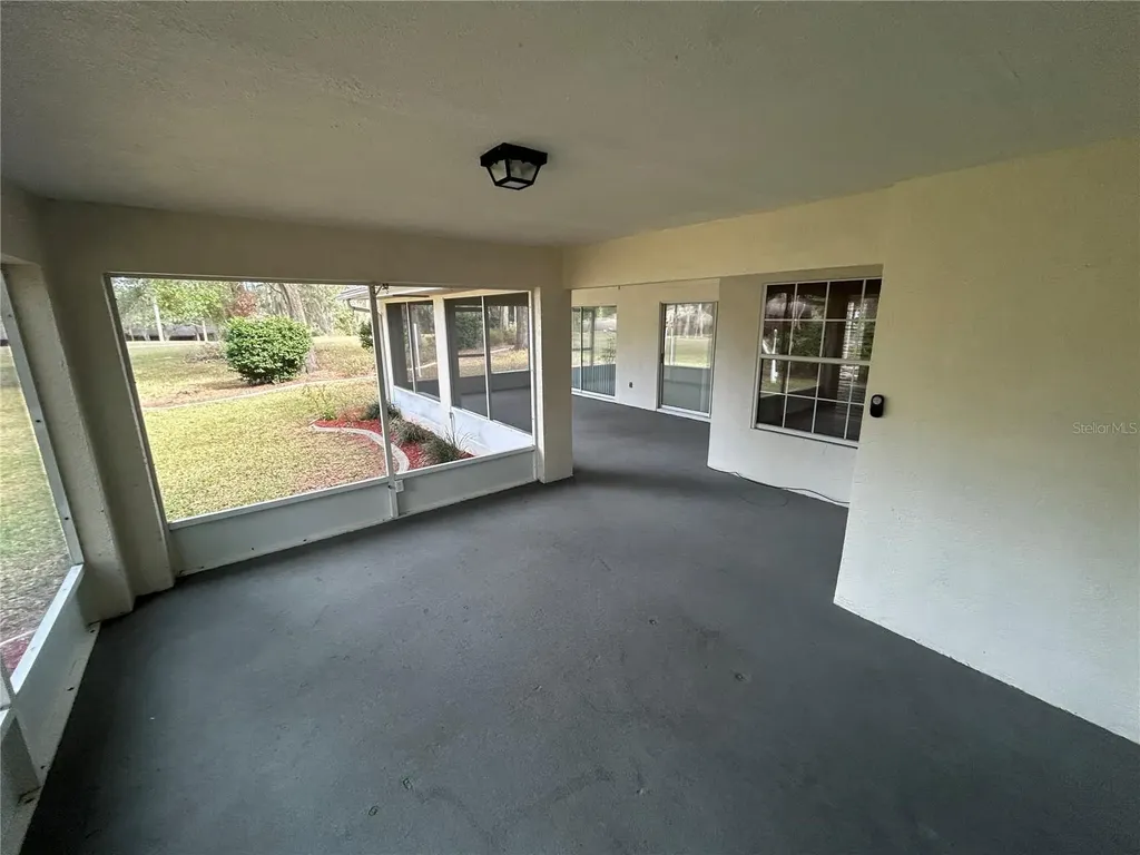 8448 SW 196th Avenue Road Dunnellon FL 34432
