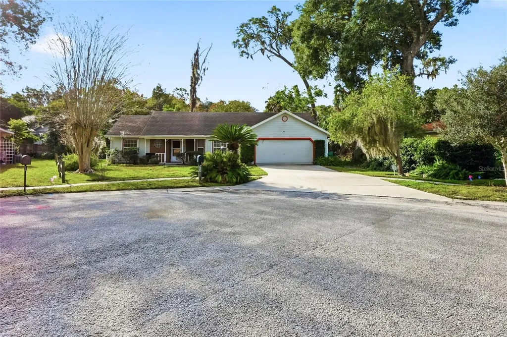 905 Northern Oaks Terrace Deland FL 32724
