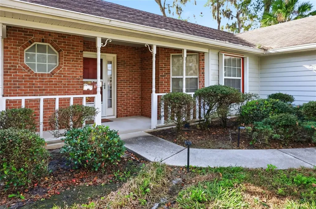 905 Northern Oaks Terrace Deland FL 32724