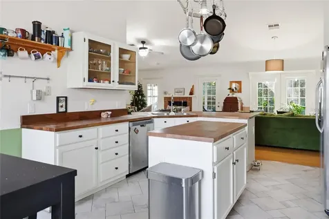 905 Northern Oaks Terrace Deland FL 32724
