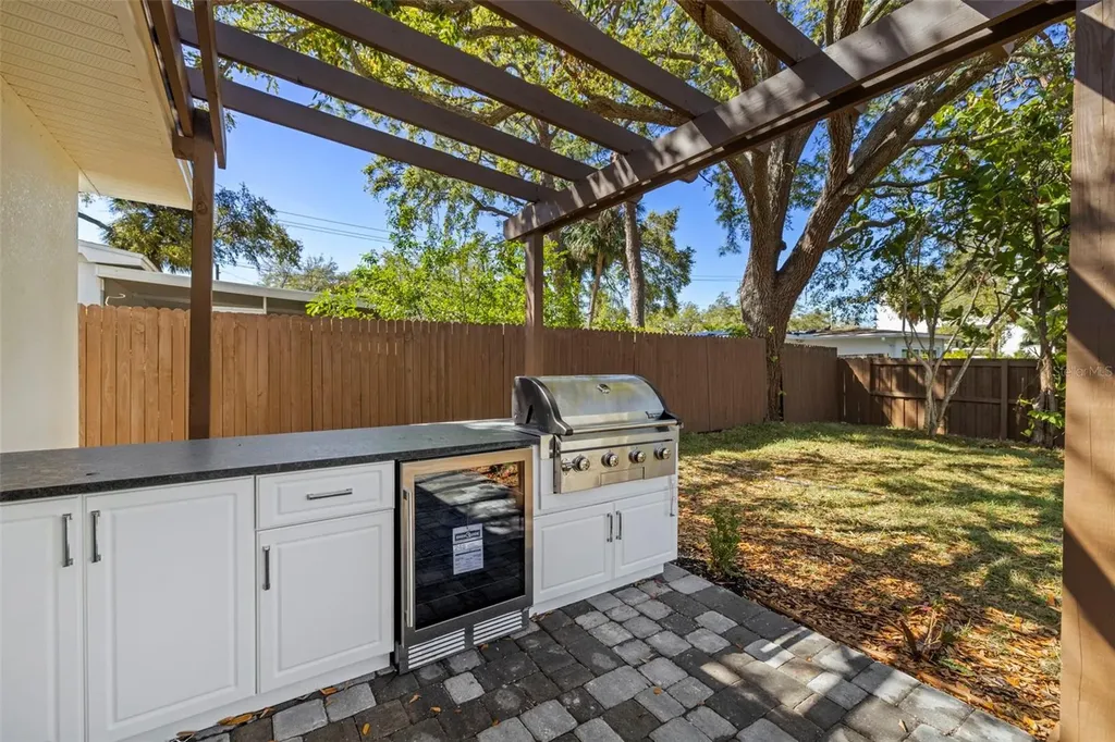 2117 S West Shore Boulevard Tampa FL 33629