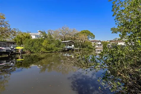 2117 S West Shore Boulevard Tampa FL 33629