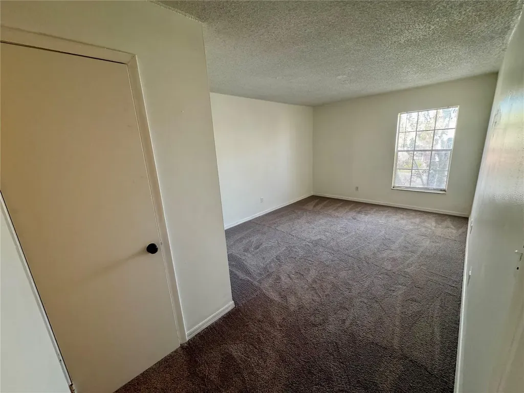 1140 84th Avenue N St Petersburg FL 33702