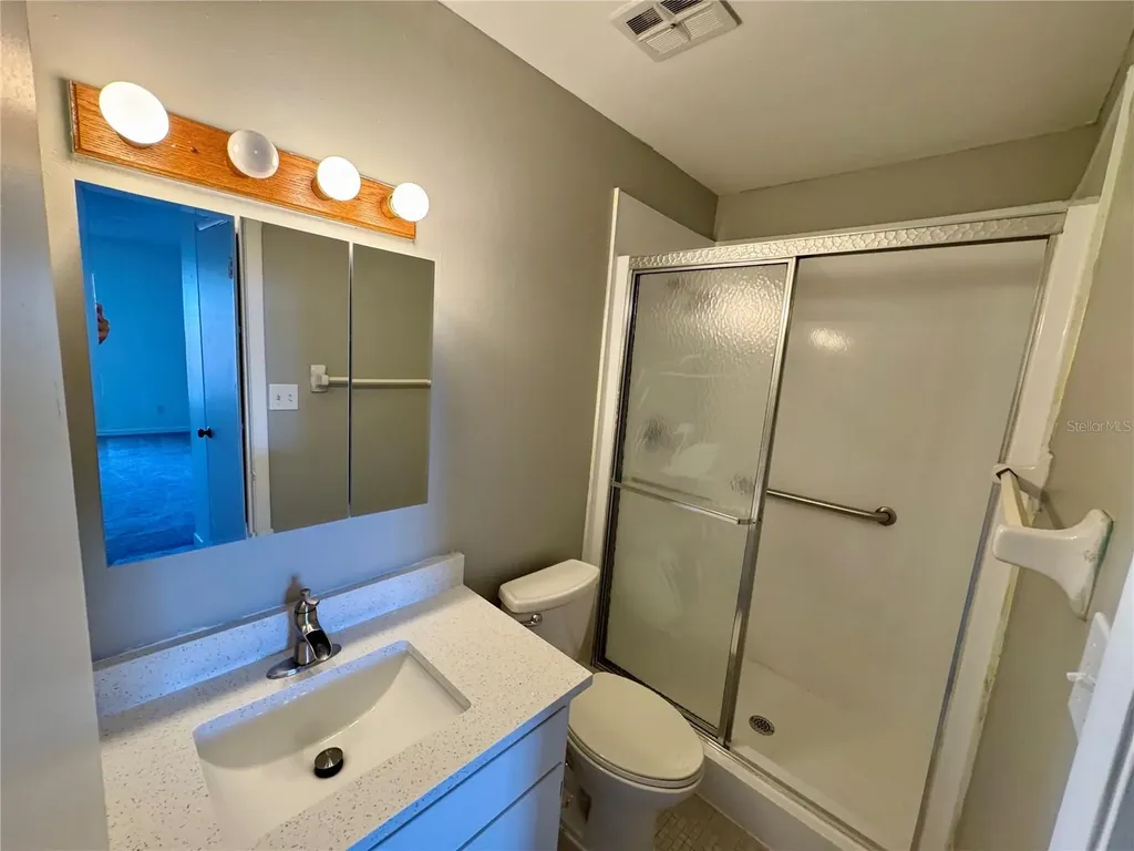 1140 84th Avenue N St Petersburg FL 33702