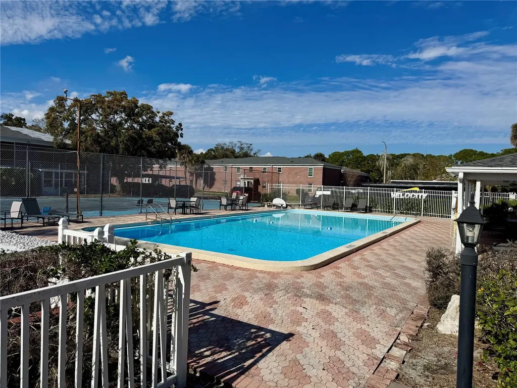 1140 84th Avenue N St Petersburg FL 33702