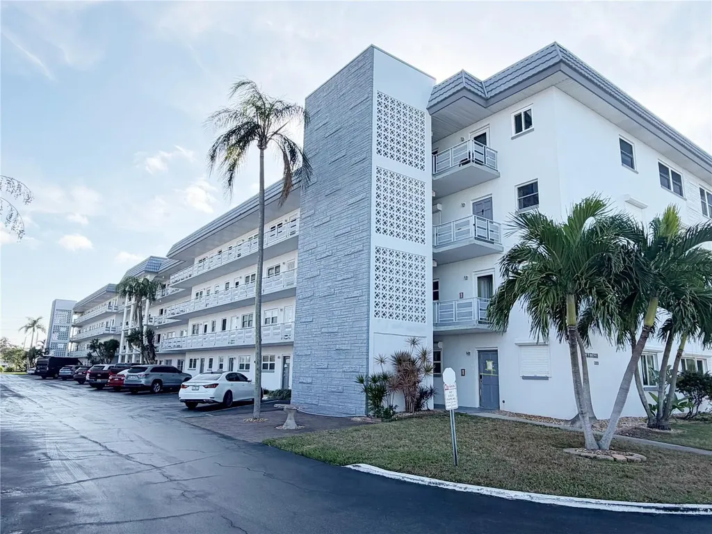 3018 59th Street S Gulfport FL 33707