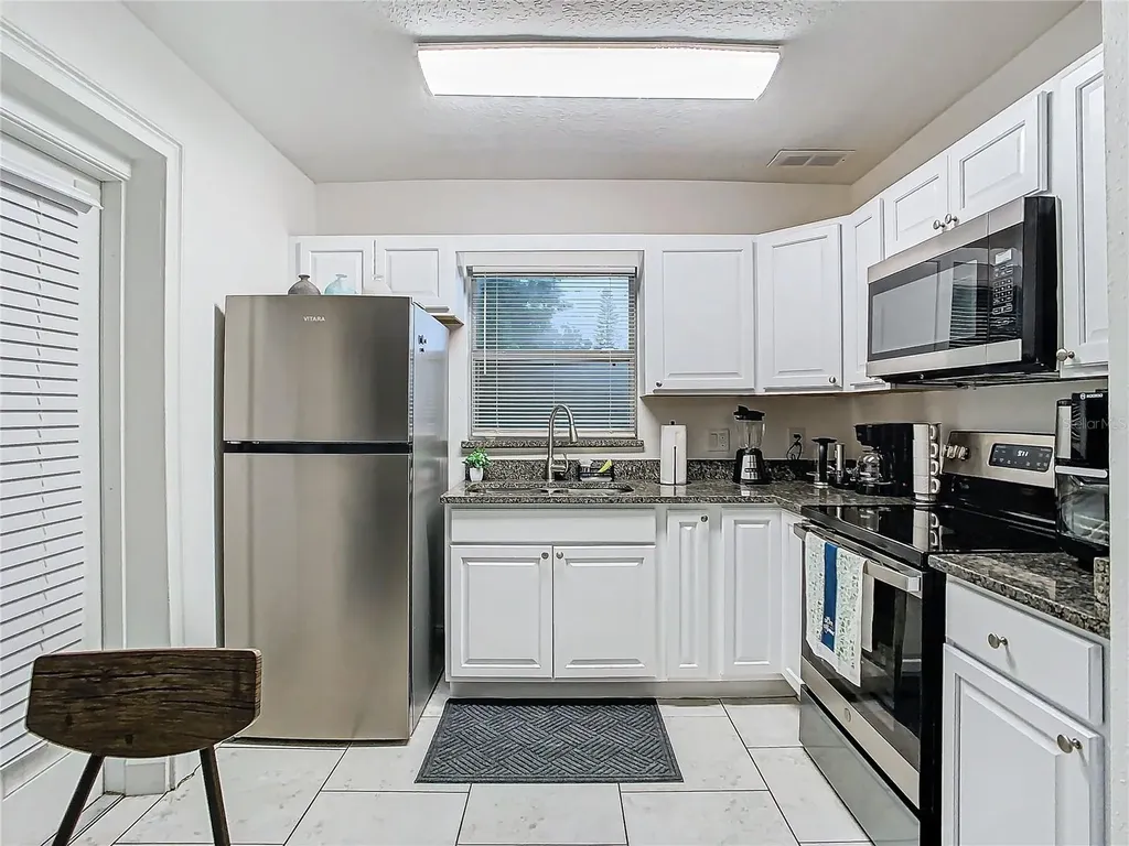 3025 Long Unit B Street Orlando FL 32805
