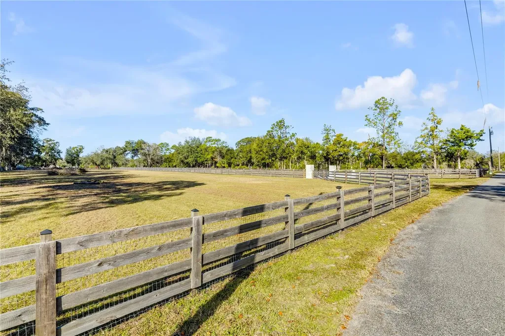420 Roberts Road Pierson FL 32180