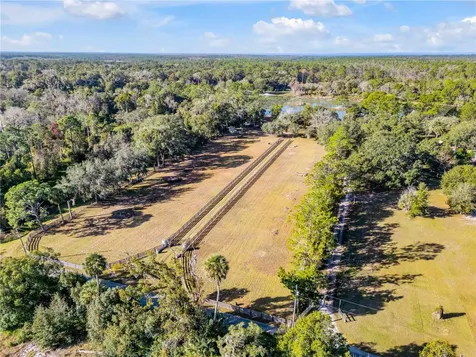 420 Roberts Road Pierson FL 32180