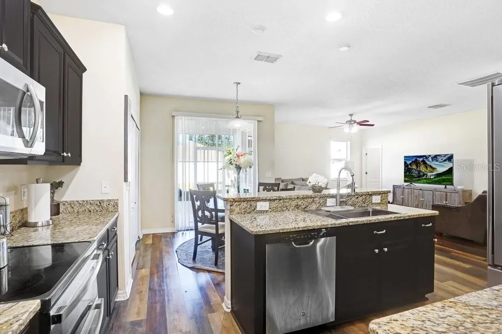 13117 Royal Pines Avenue Riverview FL 33579