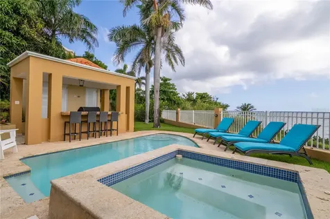 53 Shell Castle Humacao PR 00791