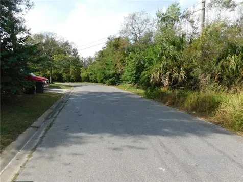 2634 Sea Oats Circle N Lakeland FL 33815