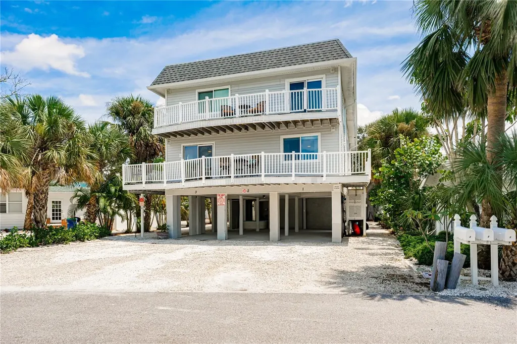 115 Canal Avenue Indian Rocks Beach FL 33785