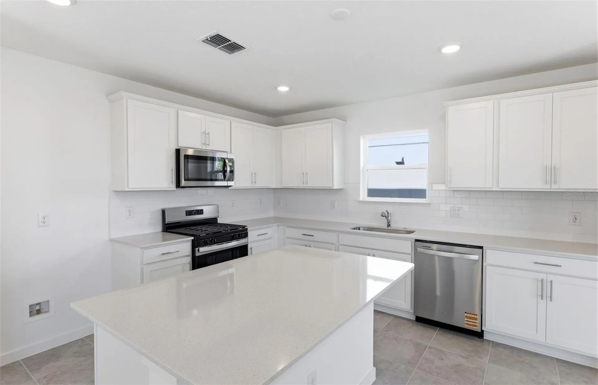 36797 Kistna Drive Zephyrhills FL 33540