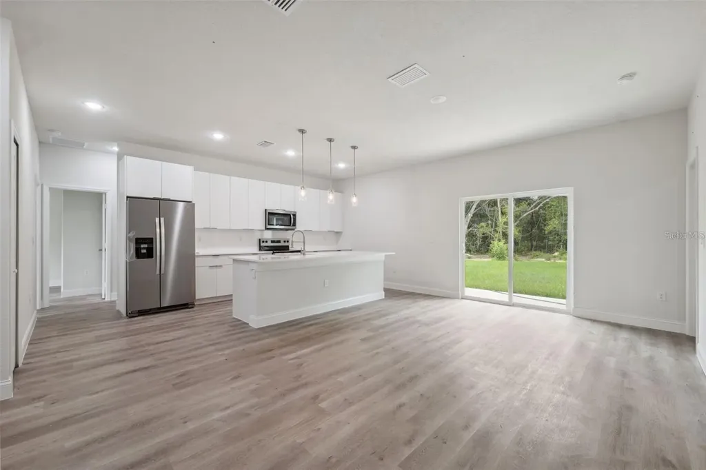 732 W Macroy Place Dunnellon FL 34434