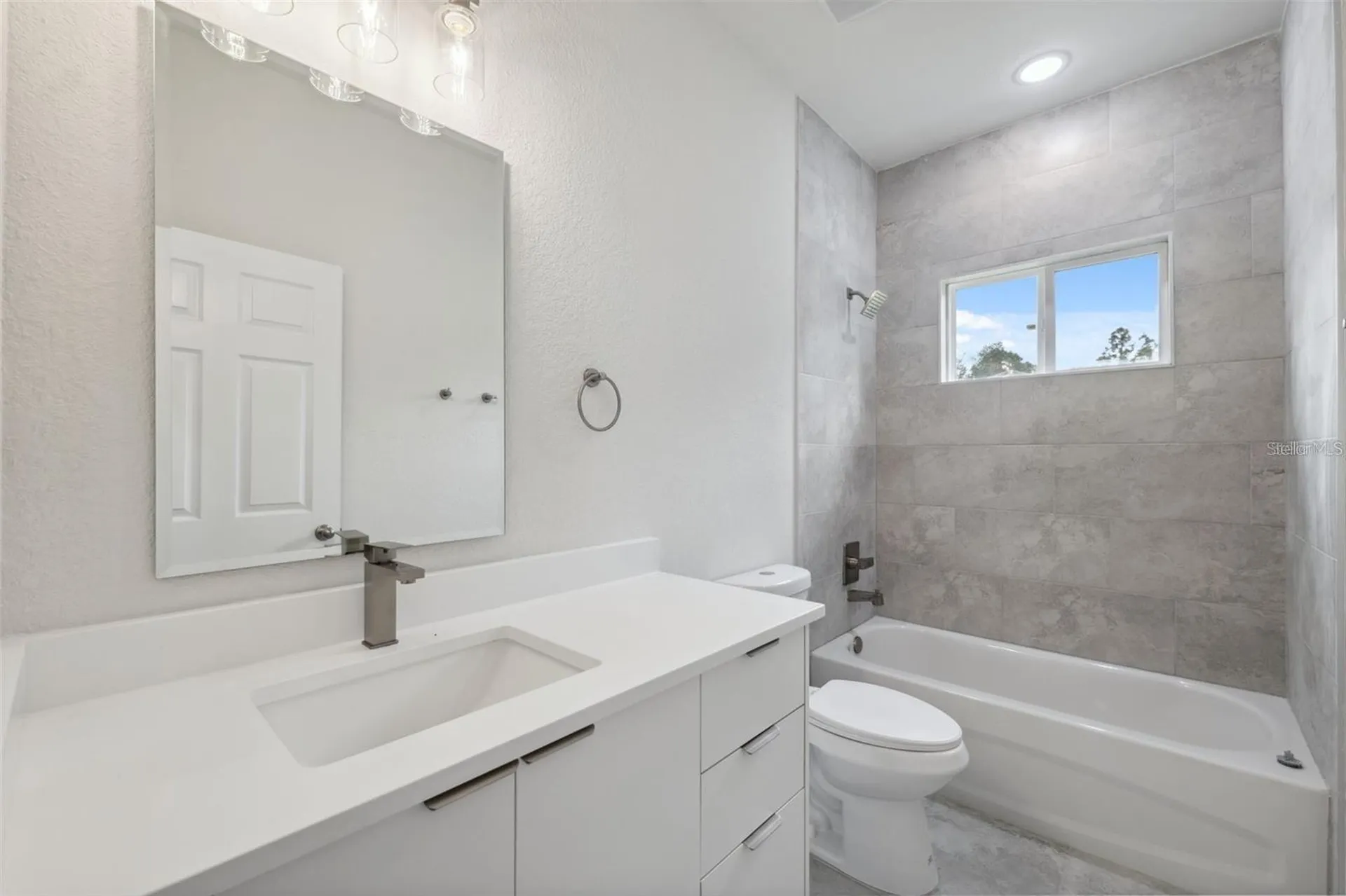 732 W Macroy Place Dunnellon FL 34434
