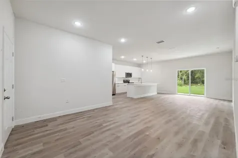 732 W Macroy Place Dunnellon FL 34434