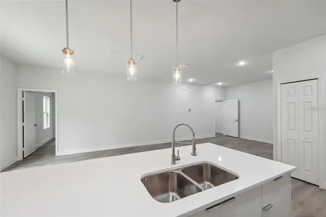 732 W Macroy Place Dunnellon FL 34434