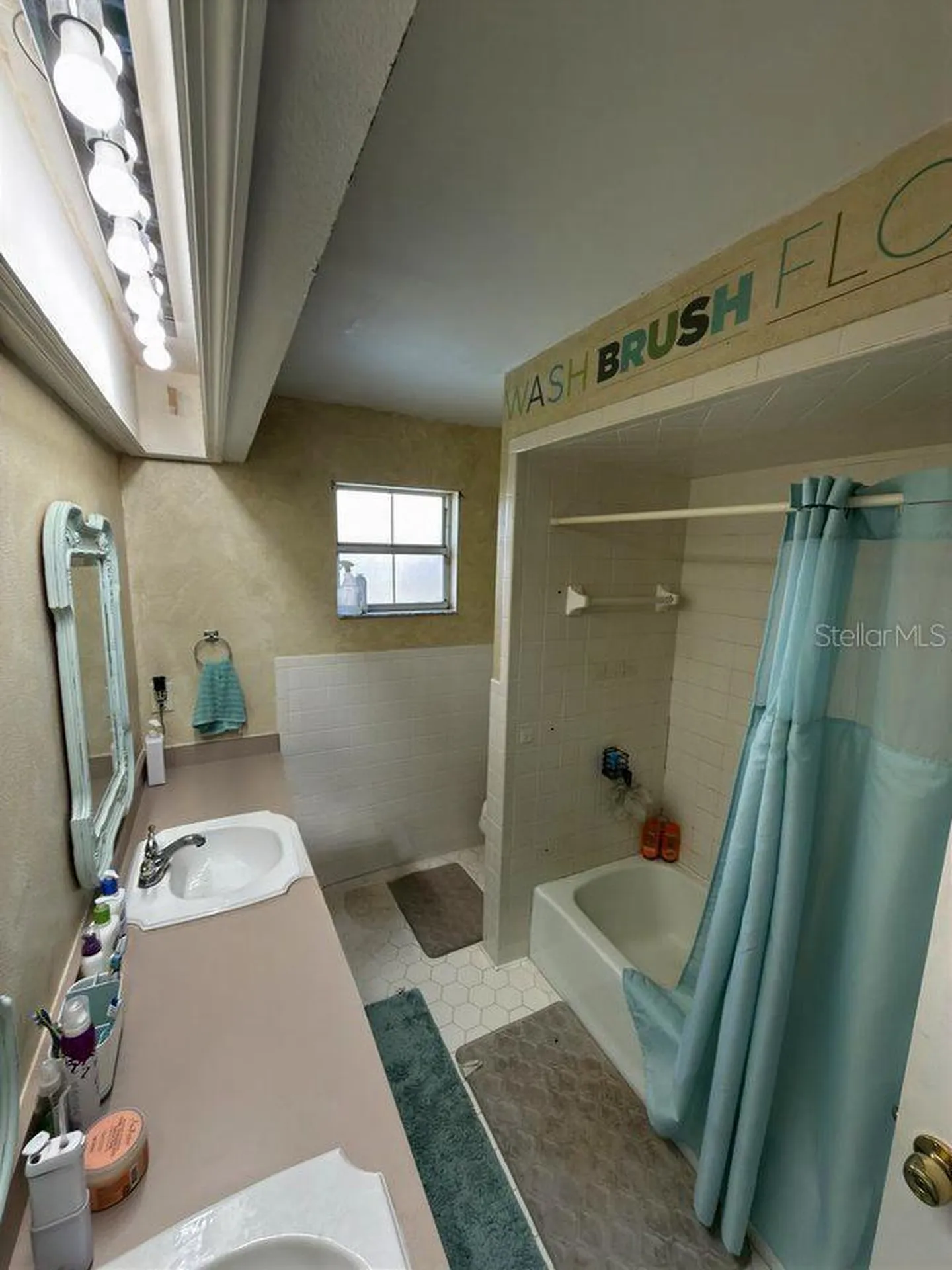 240 Santa Rosa Drive Winter Haven FL 33884