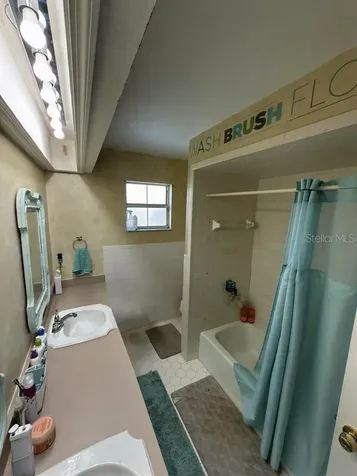 240 Santa Rosa Drive Winter Haven FL 33884