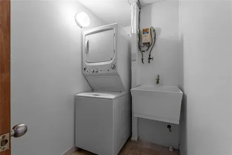 Apt 111 Cond Mundo Feliz Apt 111 Cond. Mundo Feliz Isla Verde PR 00979