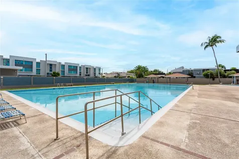 Apt 111 Cond Mundo Feliz Apt 111 Cond. Mundo Feliz Isla Verde PR 00979