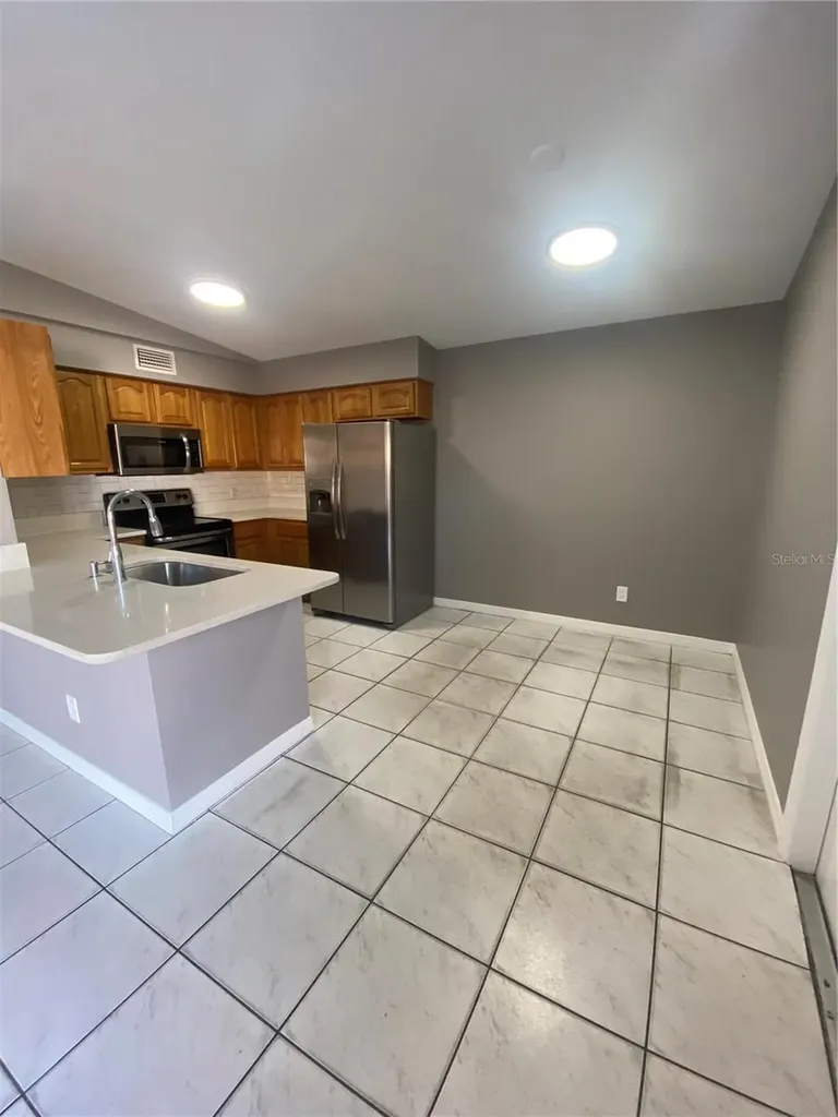 3405 W Sligh Avenue Tampa FL 33614