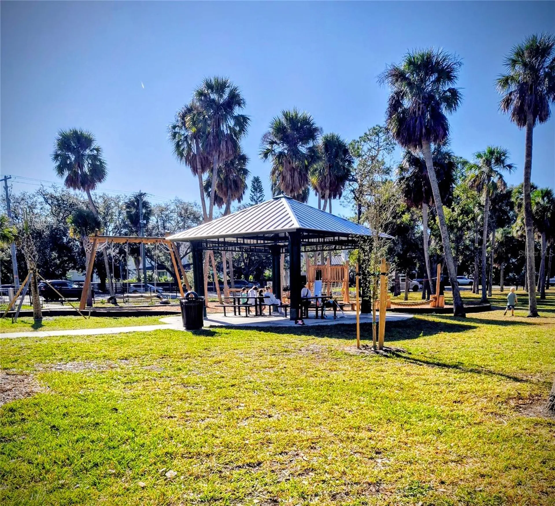 2609 N Dundee Street Tampa FL 33629