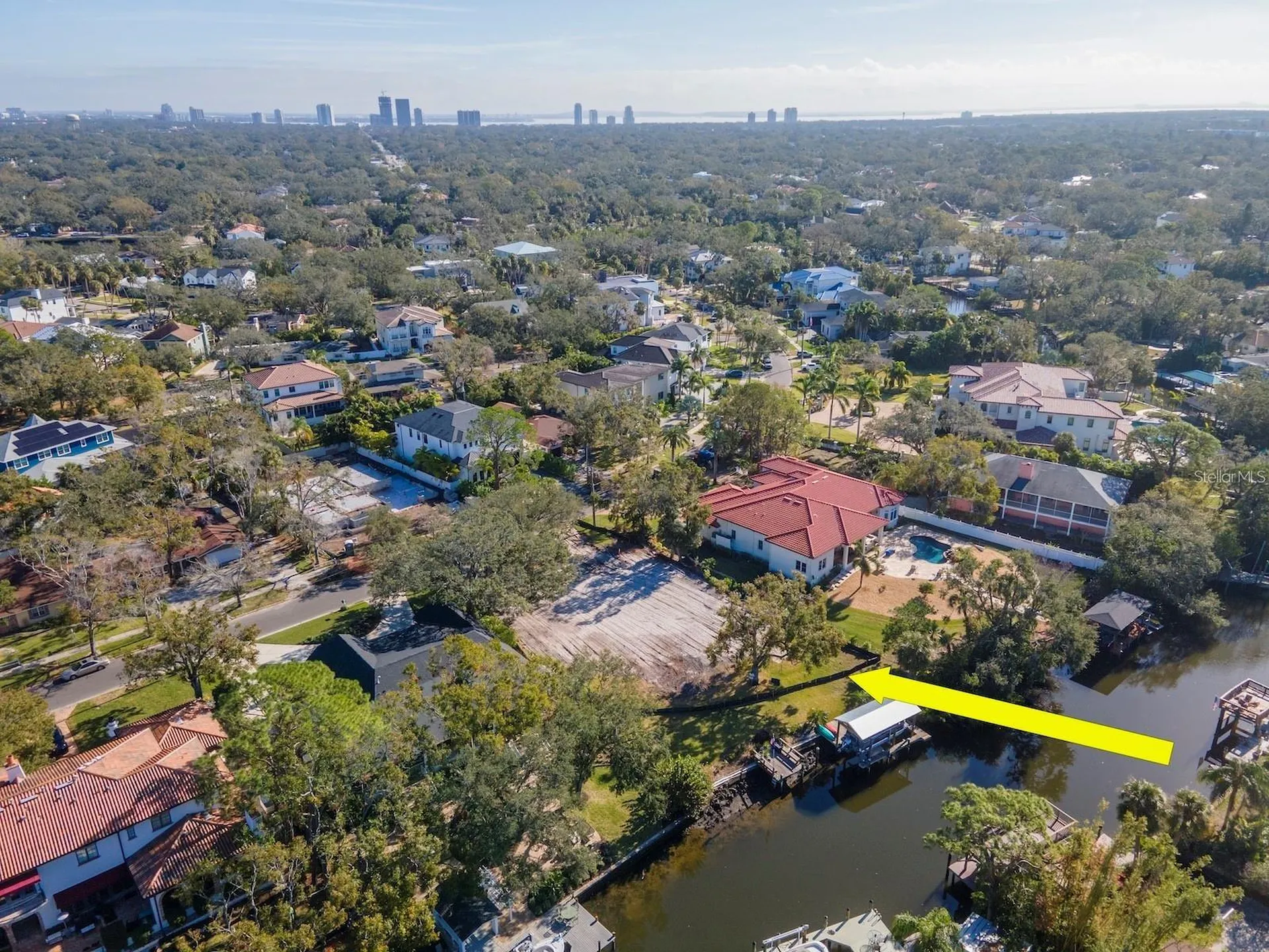 2609 N Dundee Street Tampa FL 33629