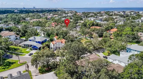 2609 N Dundee Street Tampa FL 33629