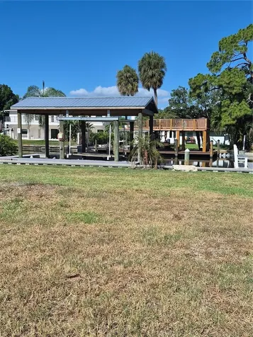 2609 N Dundee Street Tampa FL 33629