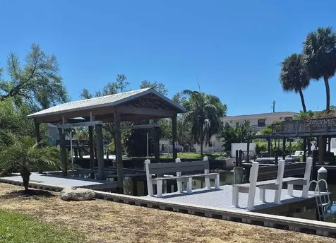 2609 N Dundee Street Tampa FL 33629