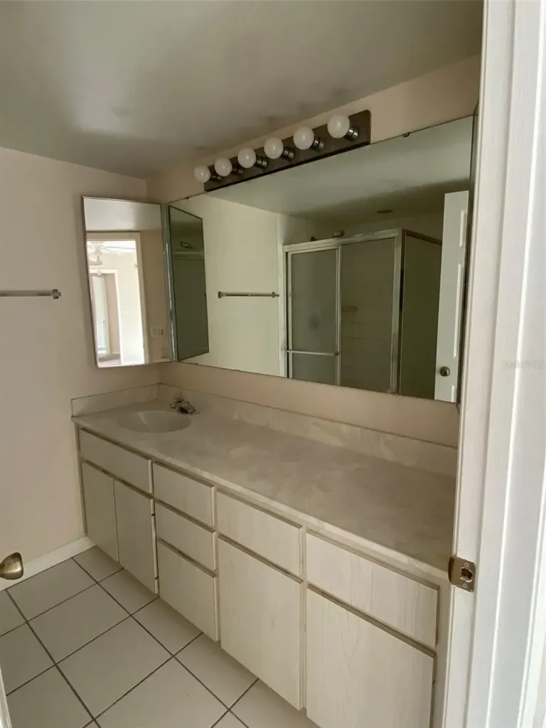 2911 Pecan Avenue Leesburg FL 34748