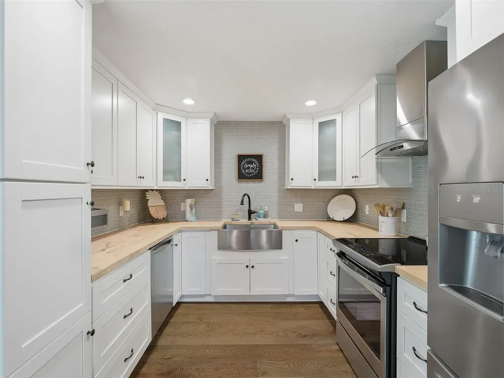 4704 Van Kleeck Drive New Smyrna Beach FL 32169