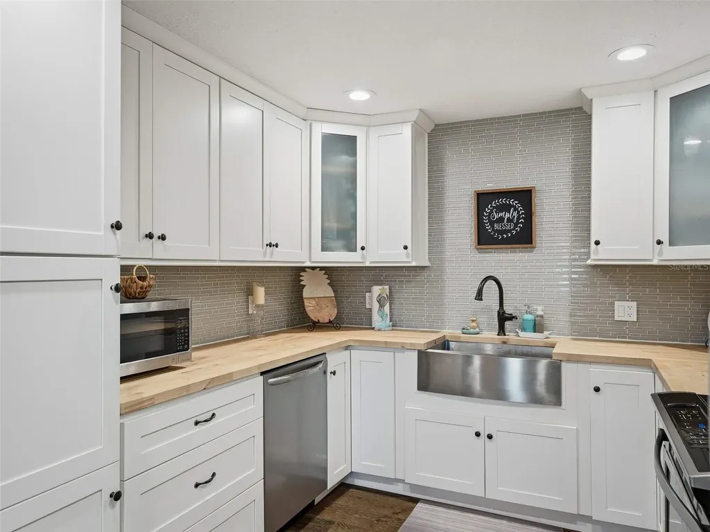 4704 Van Kleeck Drive New Smyrna Beach FL 32169