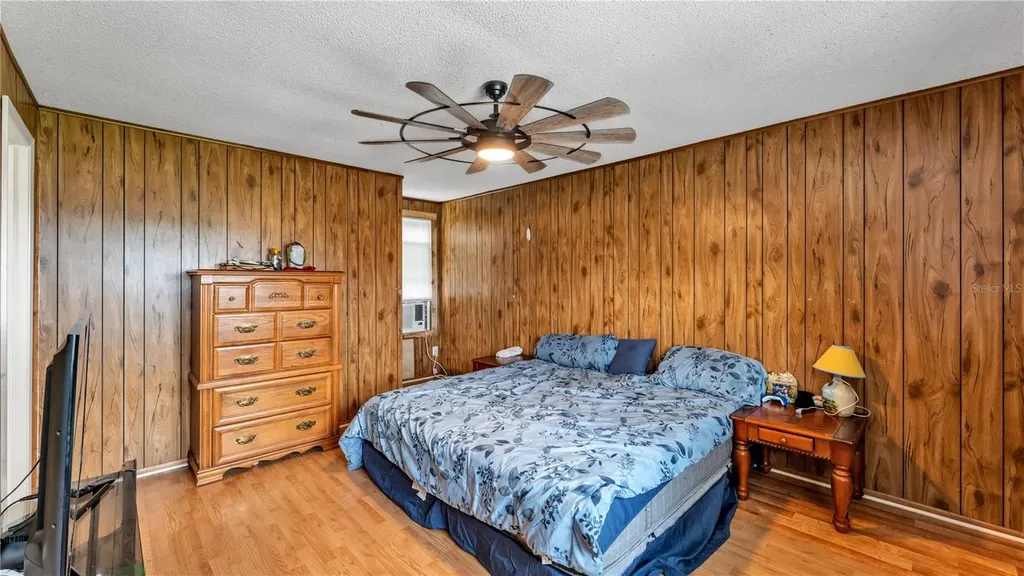 809 W Canal Street Mulberry FL 33860