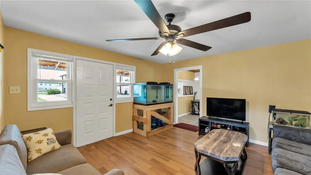 809 W Canal Street Mulberry FL 33860