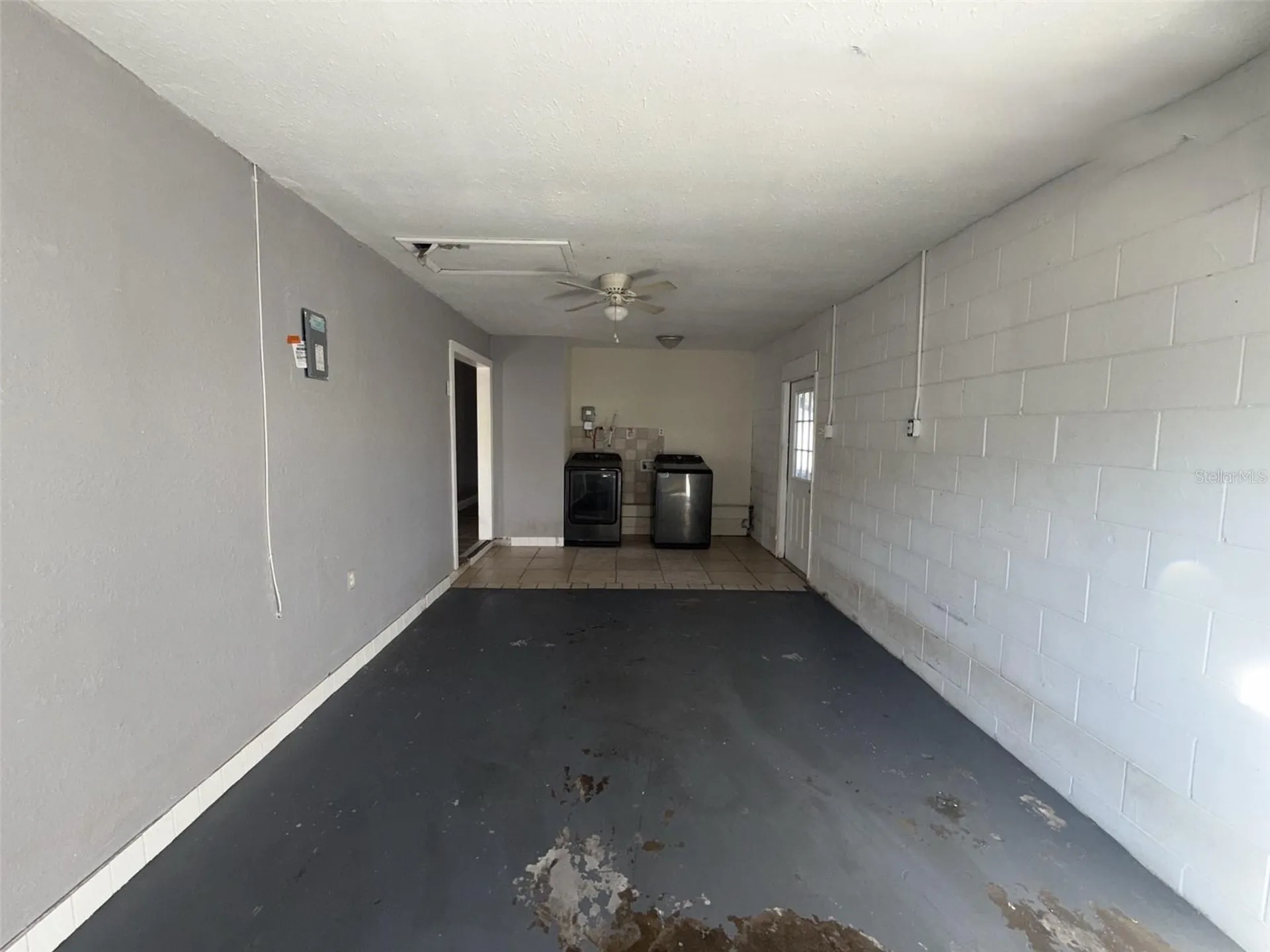 285 E Lake Street Umatilla FL 32784