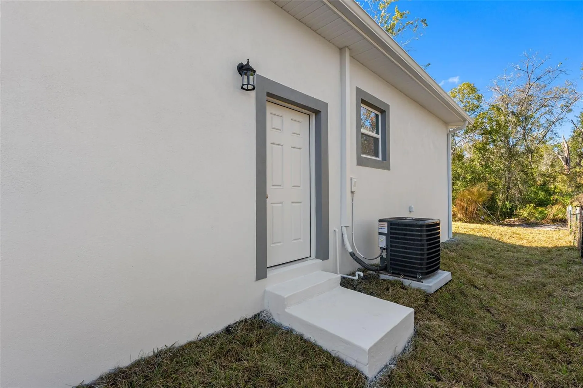 10271 Lake Drive New Port Richey FL 34654