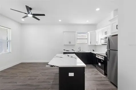10271 Lake Drive New Port Richey FL 34654