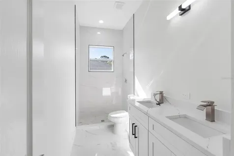 10271 Lake Drive New Port Richey FL 34654